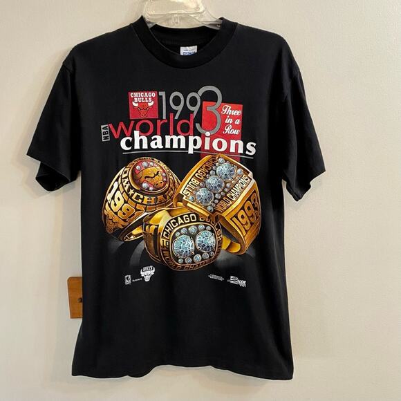 Vtg 1993 Salem Chicago Bulls Rings World Champion Black S.S. Shirt Men’s Medium